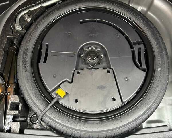 Серый Сеат Ateca, объемом двигателя 1.4 л и пробегом 31 тыс. км за 29500 $, фото 24 на Automoto.ua