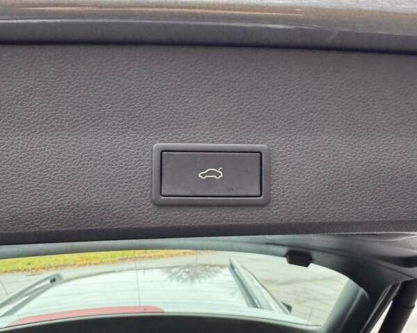 Серый Сеат Ateca, объемом двигателя 1.4 л и пробегом 31 тыс. км за 29500 $, фото 23 на Automoto.ua