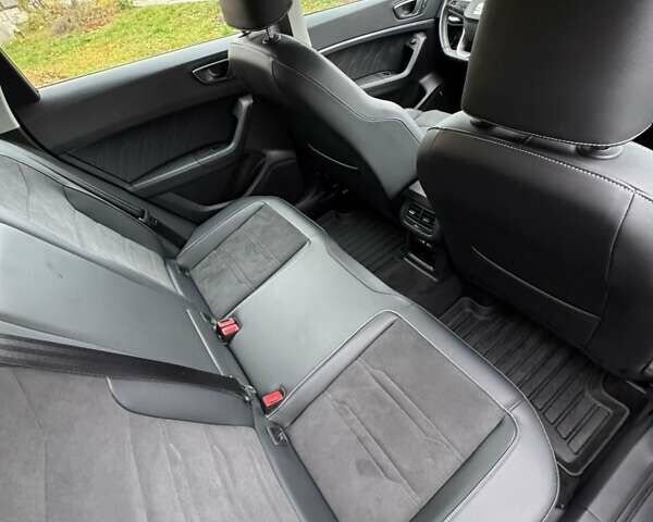 Серый Сеат Ateca, объемом двигателя 1.4 л и пробегом 31 тыс. км за 29500 $, фото 14 на Automoto.ua