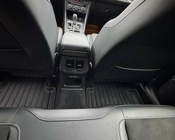 Серый Сеат Ateca, объемом двигателя 1.4 л и пробегом 31 тыс. км за 29500 $, фото 22 на Automoto.ua