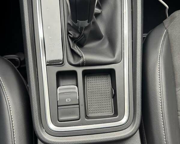 Сірий Сеат Ateca, об'ємом двигуна 1.4 л та пробігом 31 тис. км за 29000 $, фото 11 на Automoto.ua