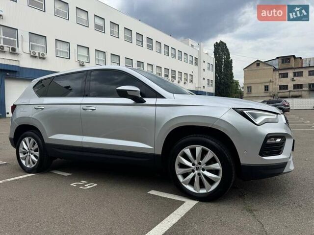 Сірий Сеат Ateca, об'ємом двигуна 1.4 л та пробігом 31 тис. км за 29000 $, фото 3 на Automoto.ua