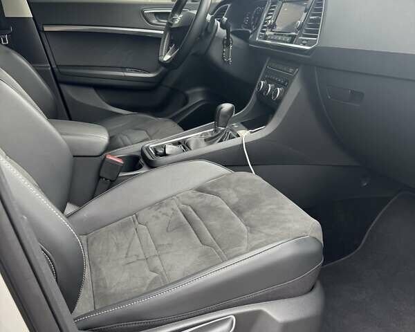 Сірий Сеат Ateca, об'ємом двигуна 1.4 л та пробігом 31 тис. км за 29000 $, фото 7 на Automoto.ua