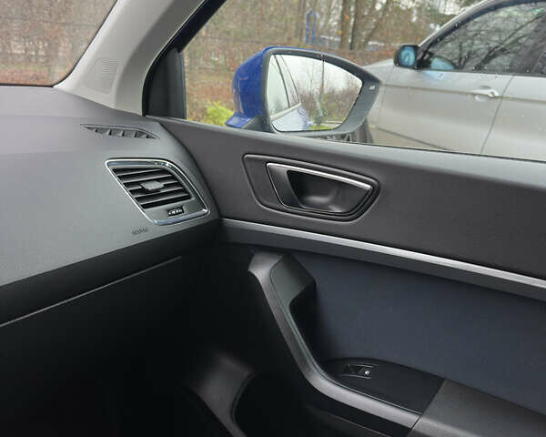 Синий Сеат Ateca, объемом двигателя 1.4 л и пробегом 60 тыс. км за 19200 $, фото 20 на Automoto.ua