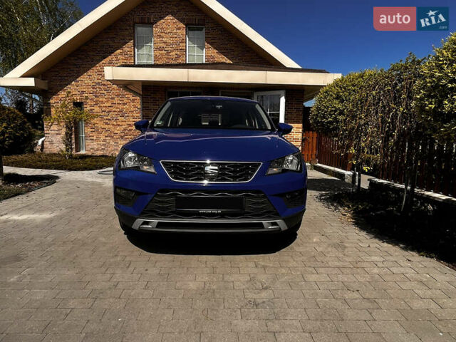 Синий Сеат Ateca, объемом двигателя 1.6 л и пробегом 35 тыс. км за 13900 $, фото 2 на Automoto.ua