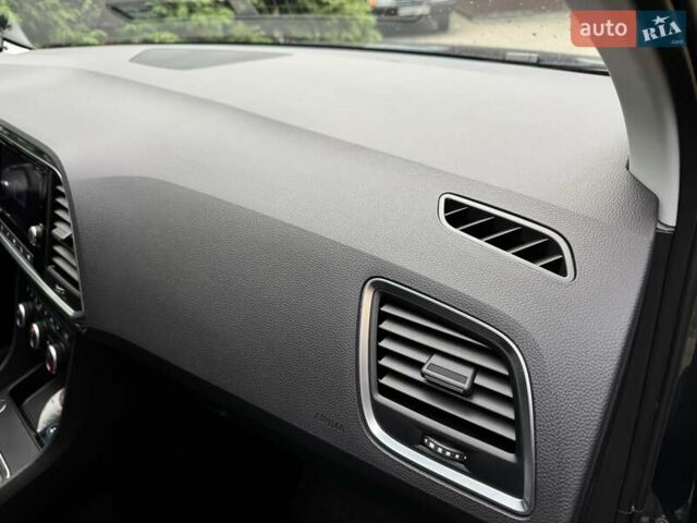 Зеленый Сеат Ateca, объемом двигателя 1.97 л и пробегом 14 тыс. км за 24800 $, фото 25 на Automoto.ua