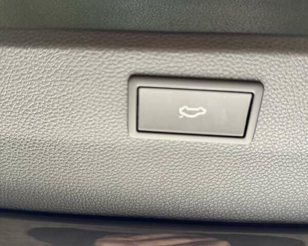 Зеленый Сеат Ateca, объемом двигателя 1.97 л и пробегом 14 тыс. км за 24800 $, фото 14 на Automoto.ua