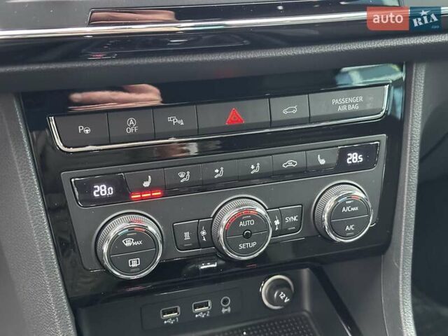 Оранжевый Сеат Ateca, объемом двигателя 1.4 л и пробегом 147 тыс. км за 20990 $, фото 29 на Automoto.ua