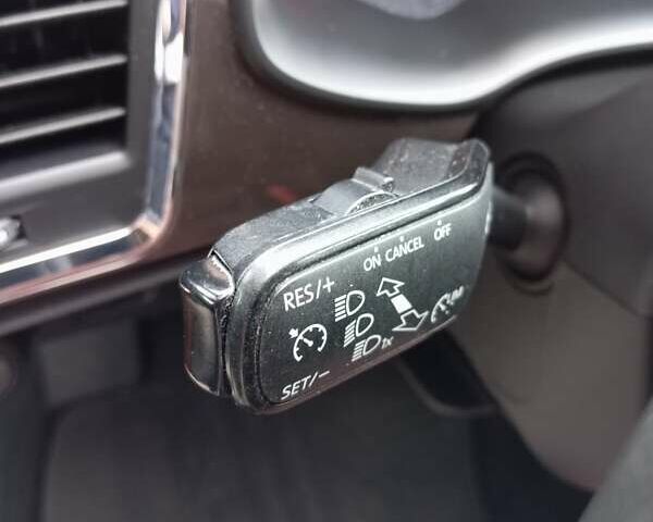 Помаранчевий Сеат Ateca, об'ємом двигуна 1.4 л та пробігом 69 тис. км за 20900 $, фото 15 на Automoto.ua