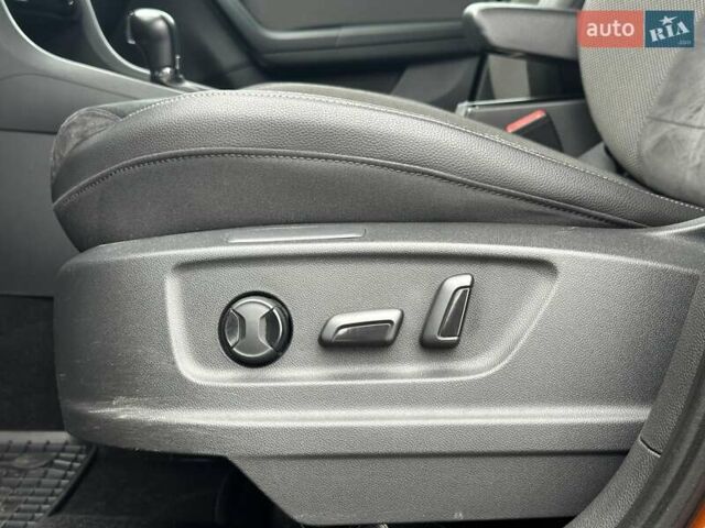 Оранжевый Сеат Ateca, объемом двигателя 1.4 л и пробегом 147 тыс. км за 20990 $, фото 21 на Automoto.ua