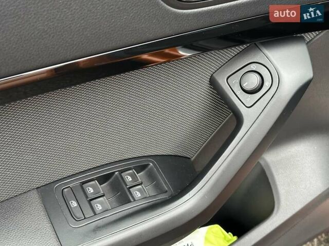 Оранжевый Сеат Ateca, объемом двигателя 1.4 л и пробегом 147 тыс. км за 20990 $, фото 22 на Automoto.ua