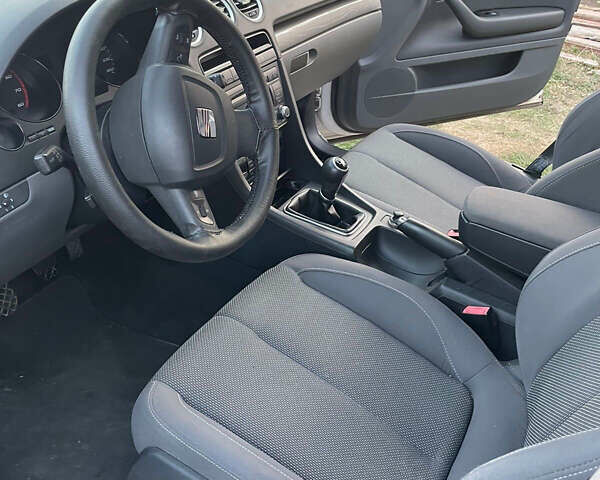Белый Сеат Exeo ST, объемом двигателя 1.8 л и пробегом 224 тыс. км за 5000 $, фото 9 на Automoto.ua