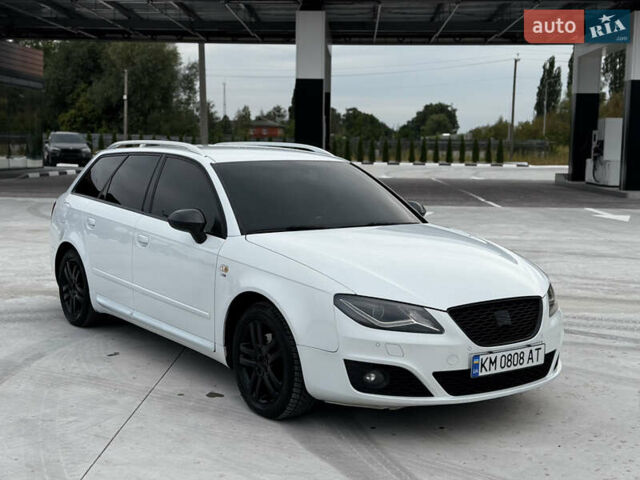 Белый Сеат Exeo ST, объемом двигателя 1.97 л и пробегом 229 тыс. км за 9333 $, фото 2 на Automoto.ua