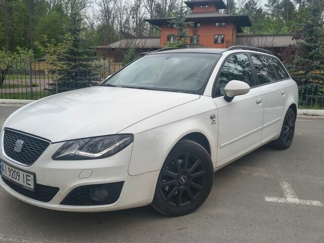 Белый Сеат Exeo ST, объемом двигателя 1.97 л и пробегом 396 тыс. км за 6900 $, фото 2 на Automoto.ua