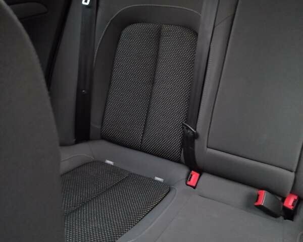 Сеат Exeo ST, объемом двигателя 2 л и пробегом 363 тыс. км за 7700 $, фото 15 на Automoto.ua