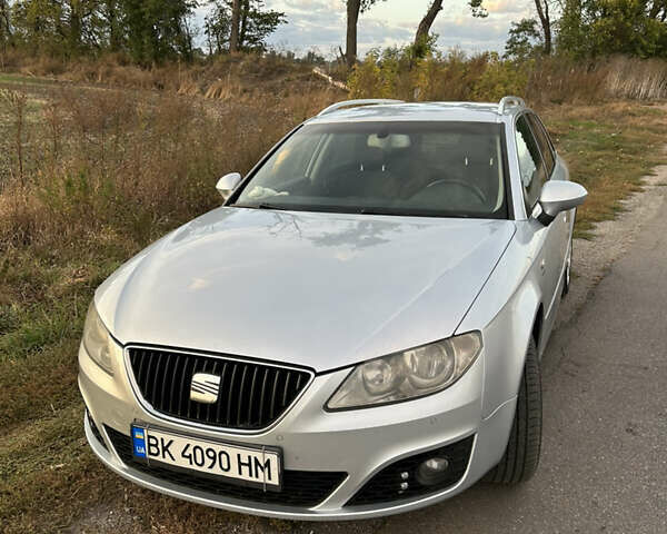 Серый Сеат Exeo ST, объемом двигателя 1.97 л и пробегом 310 тыс. км за 6500 $, фото 6 на Automoto.ua