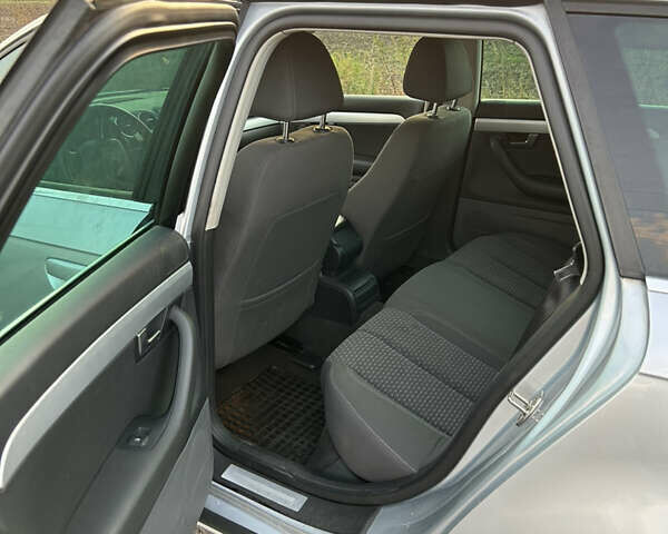 Сірий Сеат Exeo ST, об'ємом двигуна 1.97 л та пробігом 320 тис. км за 7000 $, фото 15 на Automoto.ua