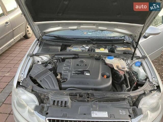 Серый Сеат Exeo ST, объемом двигателя 2 л и пробегом 197 тыс. км за 9283 $, фото 2 на Automoto.ua