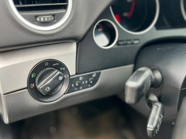 Синий Сеат Exeo ST, объемом двигателя 1.97 л и пробегом 230 тыс. км за 5899 $, фото 13 на Automoto.ua