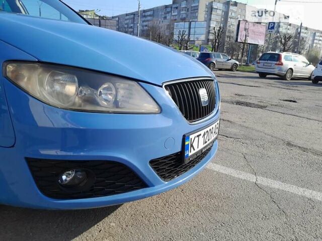 Синий Сеат Exeo ST, объемом двигателя 1.97 л и пробегом 325 тыс. км за 8300 $, фото 3 на Automoto.ua