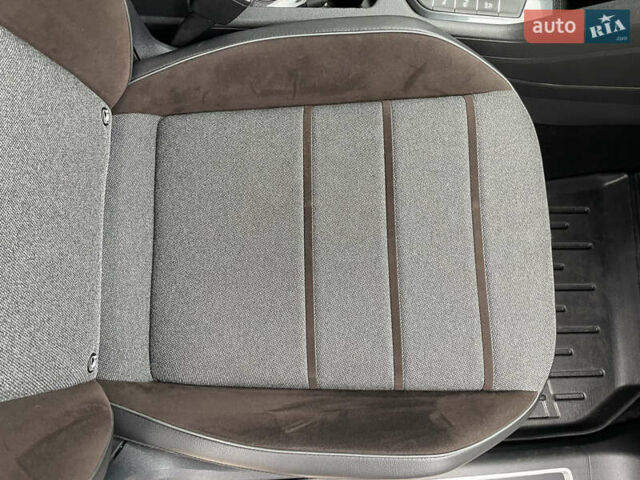 Белый Сеат Tarraco, объемом двигателя 2 л и пробегом 201 тыс. км за 26500 $, фото 49 на Automoto.ua