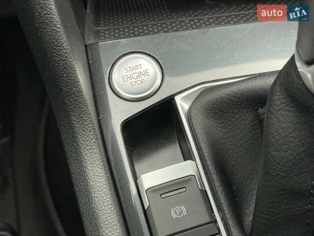 Белый Сеат Tarraco, объемом двигателя 2 л и пробегом 201 тыс. км за 26500 $, фото 52 на Automoto.ua