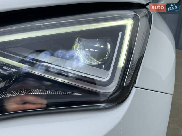 Белый Сеат Tarraco, объемом двигателя 2 л и пробегом 201 тыс. км за 26500 $, фото 17 на Automoto.ua