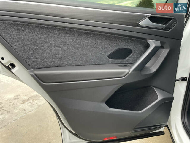 Белый Сеат Tarraco, объемом двигателя 2 л и пробегом 201 тыс. км за 26500 $, фото 61 на Automoto.ua