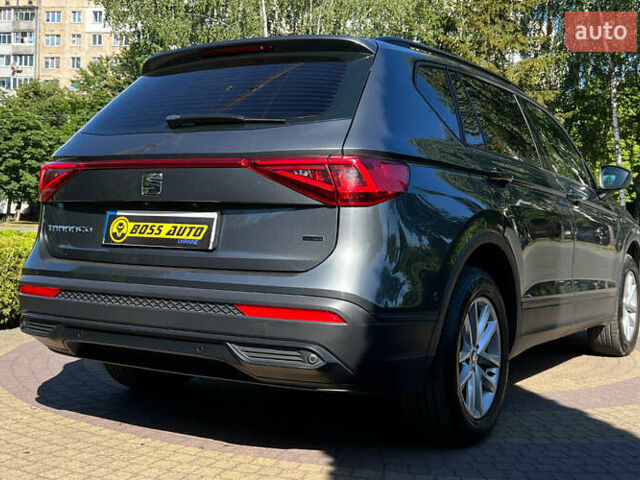 Сірий Сеат Tarraco, об'ємом двигуна 2 л та пробігом 160 тис. км за 27800 $, фото 5 на Automoto.ua