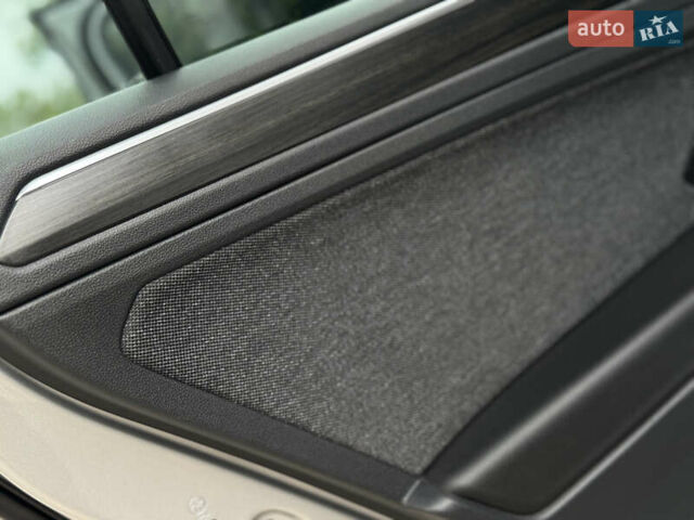 Серый Сеат Tarraco, объемом двигателя 2 л и пробегом 195 тыс. км за 29999 $, фото 106 на Automoto.ua