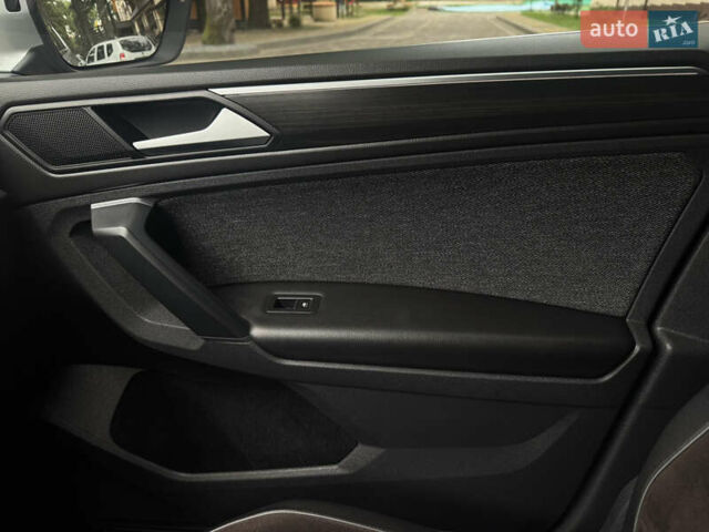 Серый Сеат Tarraco, объемом двигателя 2 л и пробегом 195 тыс. км за 29999 $, фото 200 на Automoto.ua