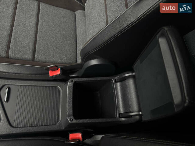 Серый Сеат Tarraco, объемом двигателя 2 л и пробегом 195 тыс. км за 29999 $, фото 199 на Automoto.ua