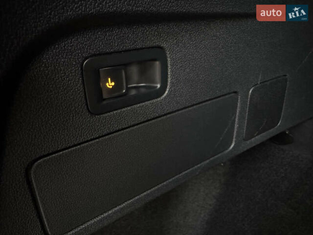 Серый Сеат Tarraco, объемом двигателя 2 л и пробегом 195 тыс. км за 29999 $, фото 113 на Automoto.ua