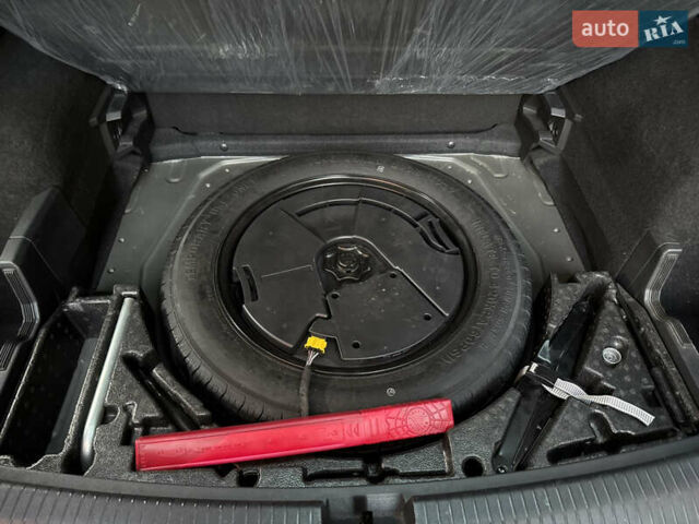 Серый Сеат Tarraco, объемом двигателя 2 л и пробегом 237 тыс. км за 28777 $, фото 18 на Automoto.ua