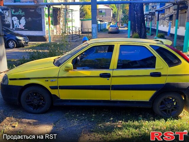 Желтый СМА Р, объемом двигателя 1.8 л и пробегом 151 тыс. км за 2000 $, фото 1 на Automoto.ua