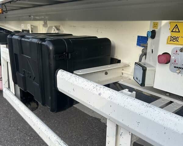Білий СТАС С339ЦКС, об'ємом двигуна 0 л та пробігом 500 тис. км за 21571 $, фото 41 на Automoto.ua