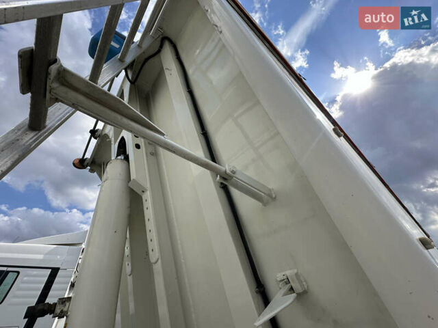 Белый СТАС S 300CX, объемом двигателя 0 л и пробегом 0 тыс. км за 39999 $, фото 19 на Automoto.ua