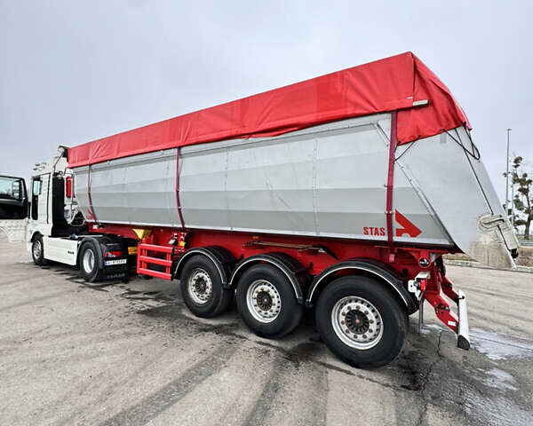 Красный СТАС S 300CX, объемом двигателя 0 л и пробегом 456 тыс. км за 21600 $, фото 2 на Automoto.ua