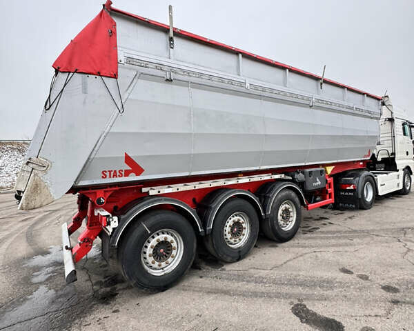 Красный СТАС S 300CX, объемом двигателя 0 л и пробегом 456 тыс. км за 21600 $, фото 4 на Automoto.ua