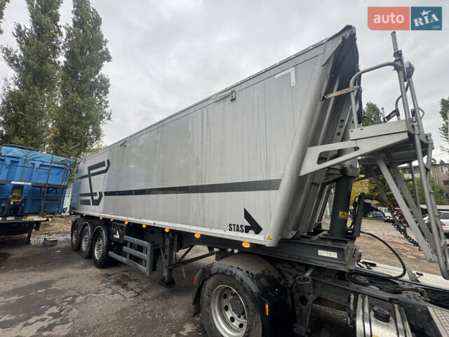 Серый СТАС S 300CX, объемом двигателя 0 л и пробегом 500 тыс. км за 25800 $, фото 6 на Automoto.ua