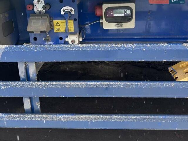 Синий СТАС S 300CX, объемом двигателя 0 л и пробегом 400 тыс. км за 29200 $, фото 8 на Automoto.ua