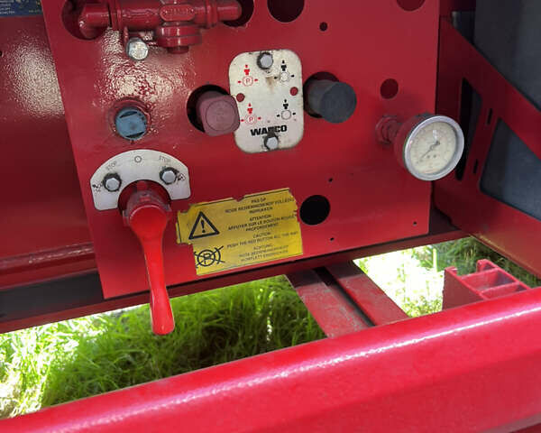 Красный СТАС SA 336K, объемом двигателя 0 л и пробегом 100 тыс. км за 24999 $, фото 4 на Automoto.ua