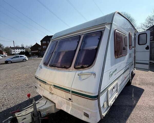 Белый СВИФТ Свифт, объемом двигателя 0 л и пробегом 30 тыс. км за 6900 $, фото 11 на Automoto.ua