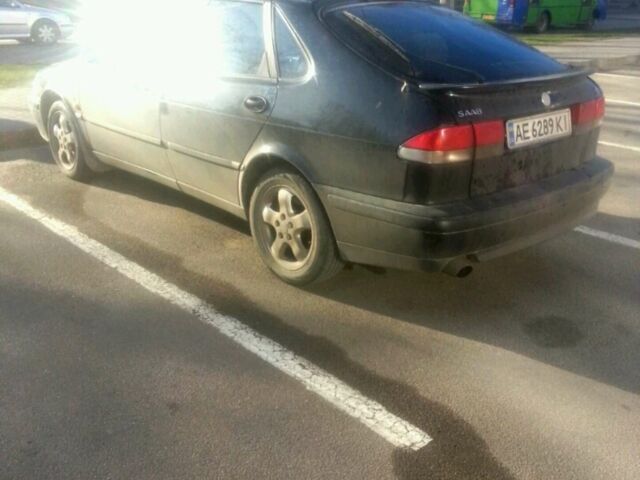 Чорний Сааб 9-3, об'ємом двигуна 2 л та пробігом 273 тис. км за 3000 $, фото 5 на Automoto.ua