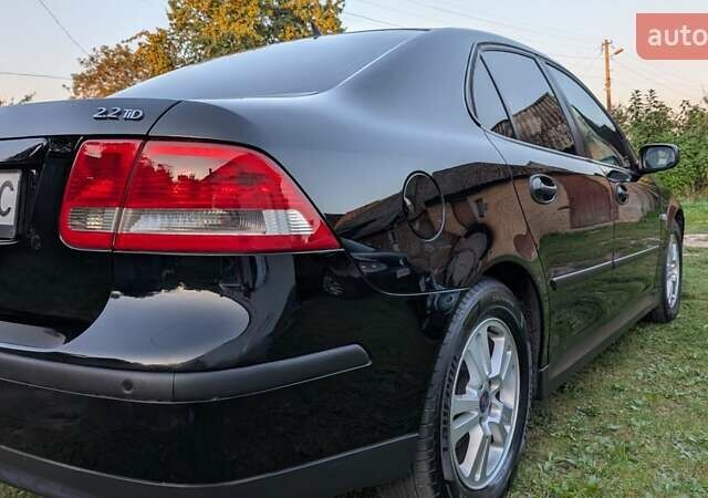 Черный Сааб 9-3, объемом двигателя 2.17 л и пробегом 410 тыс. км за 4000 $, фото 5 на Automoto.ua