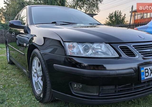 Черный Сааб 9-3, объемом двигателя 2.17 л и пробегом 410 тыс. км за 4000 $, фото 6 на Automoto.ua