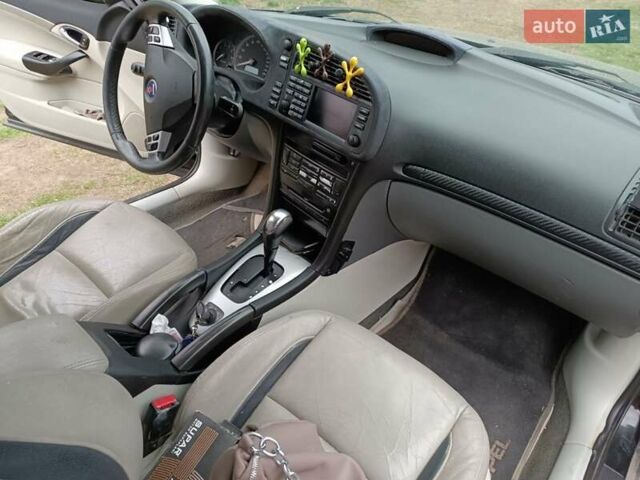 Черный Сааб 9-3, объемом двигателя 2 л и пробегом 374 тыс. км за 3950 $, фото 5 на Automoto.ua
