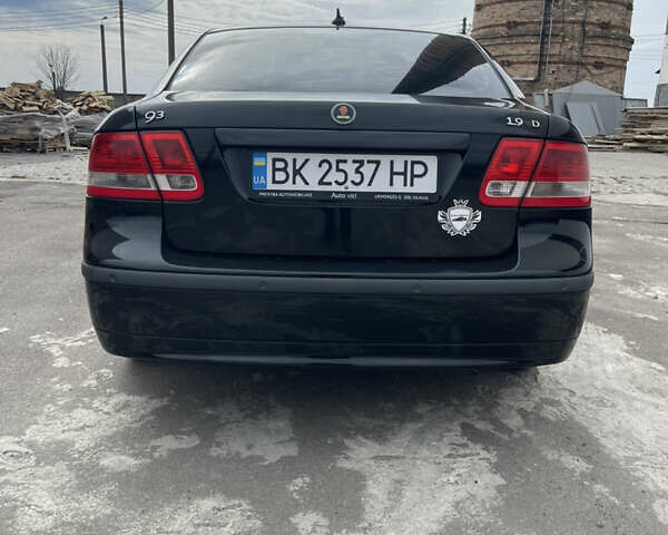 Черный Сааб 9-3, объемом двигателя 1.91 л и пробегом 236 тыс. км за 4100 $, фото 6 на Automoto.ua