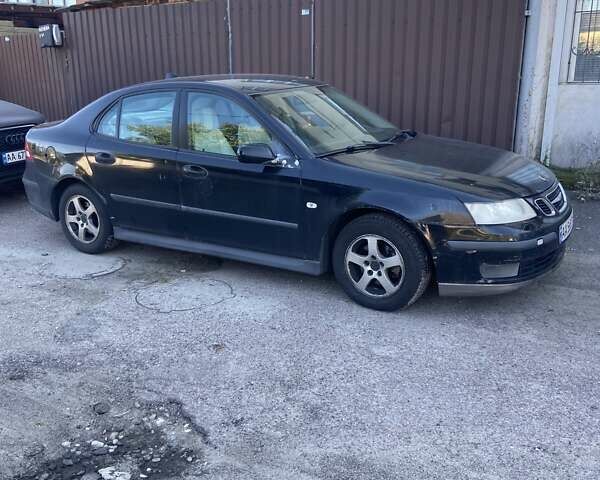 Черный Сааб 9-3, объемом двигателя 2 л и пробегом 250 тыс. км за 4750 $, фото 1 на Automoto.ua