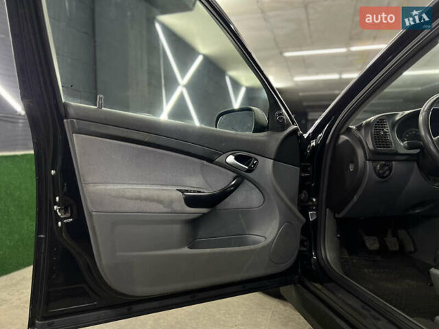 Сааб 9-3 2005 в Киеве на Automoto.ua Черный Сааб 9-3, объемом двигателя 1.8 л и пробегом 267 тыс. км за 4990 $, фото 21 на Automoto.ua